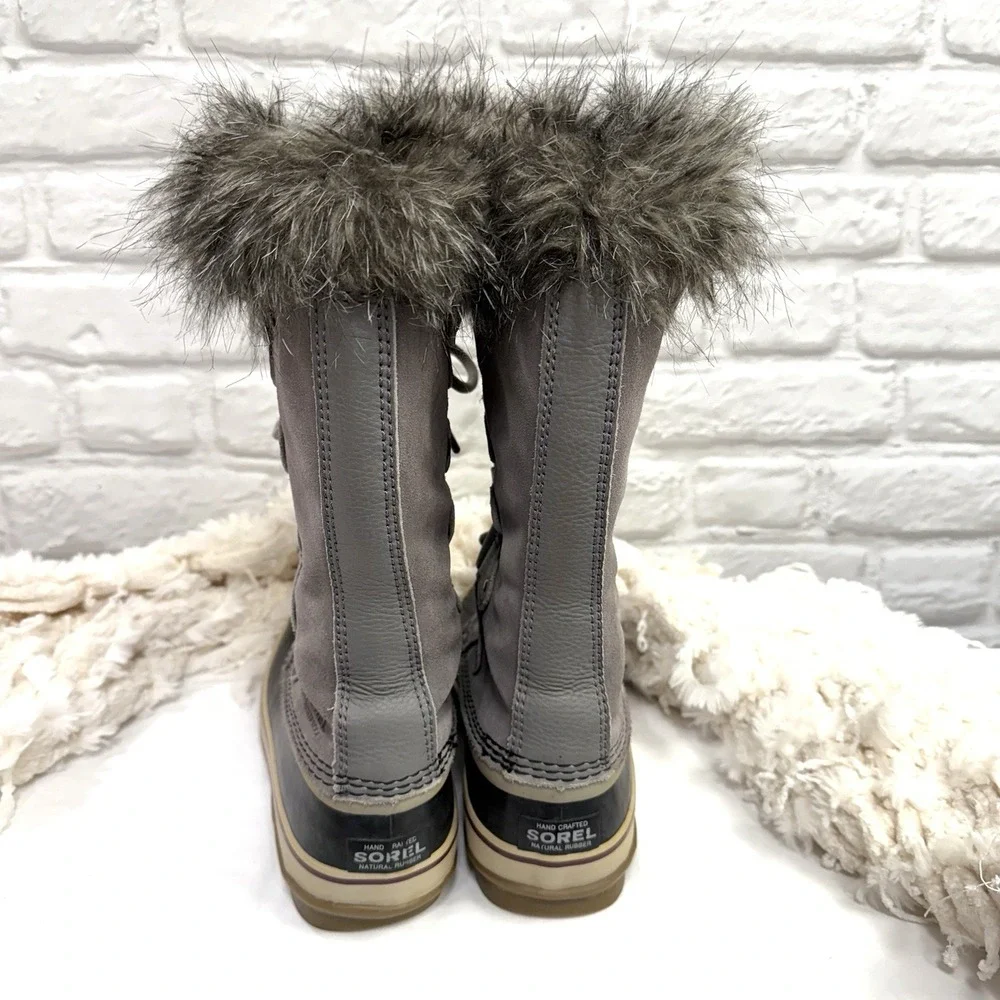Sorel Women's Joan Of Artic Size 8 Waterproof Boots Gray NL‎ 2429-010 Excellent!